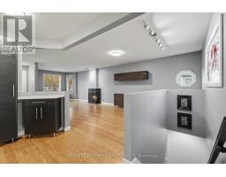 Kitchen - 13 Candow Crescent, Ottawa, ON K2S1K6 Photo 7