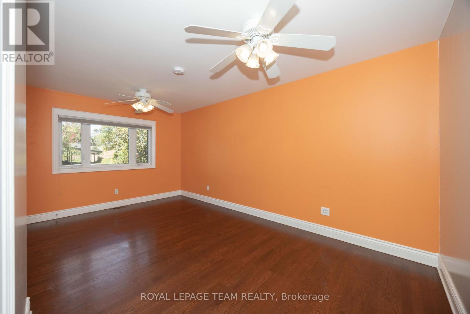 2128 BENJAMIN AVENUE - Image 22