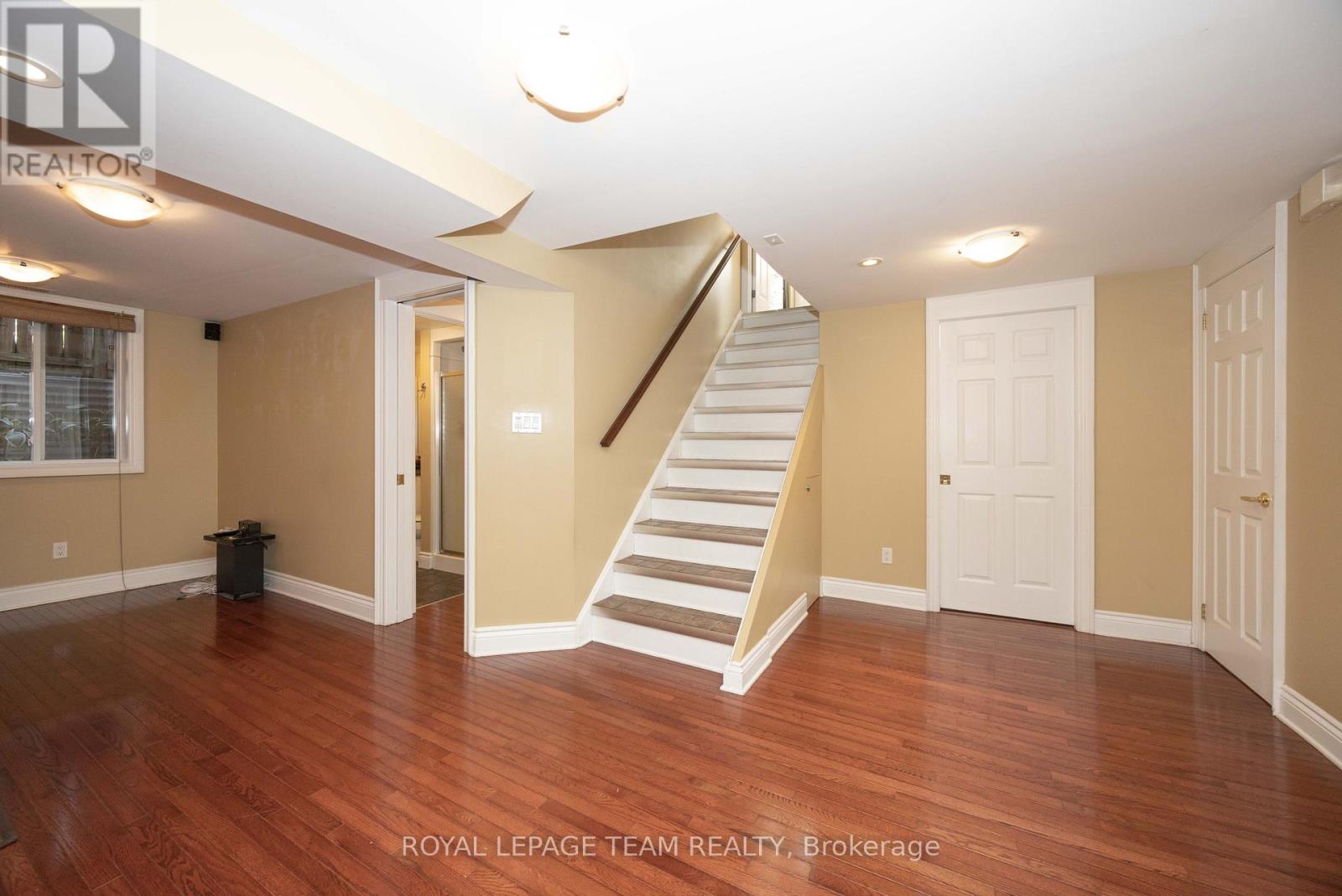 2128 BENJAMIN AVENUE - Image 26