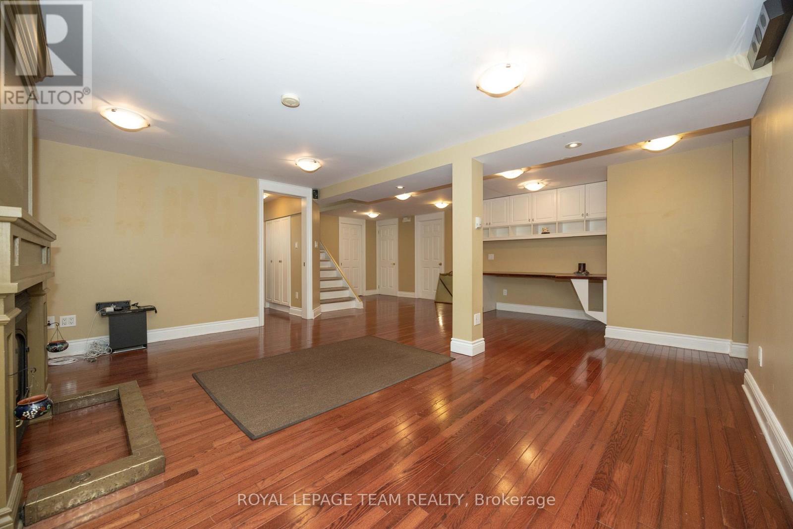 2128 BENJAMIN AVENUE - Image 28