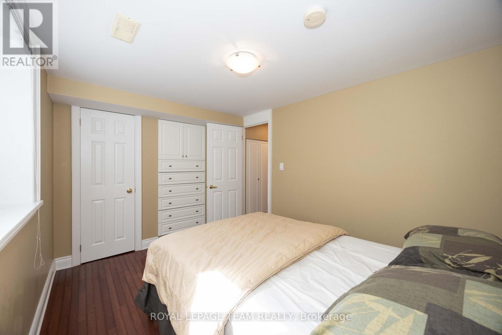 2128 BENJAMIN AVENUE - Image 34