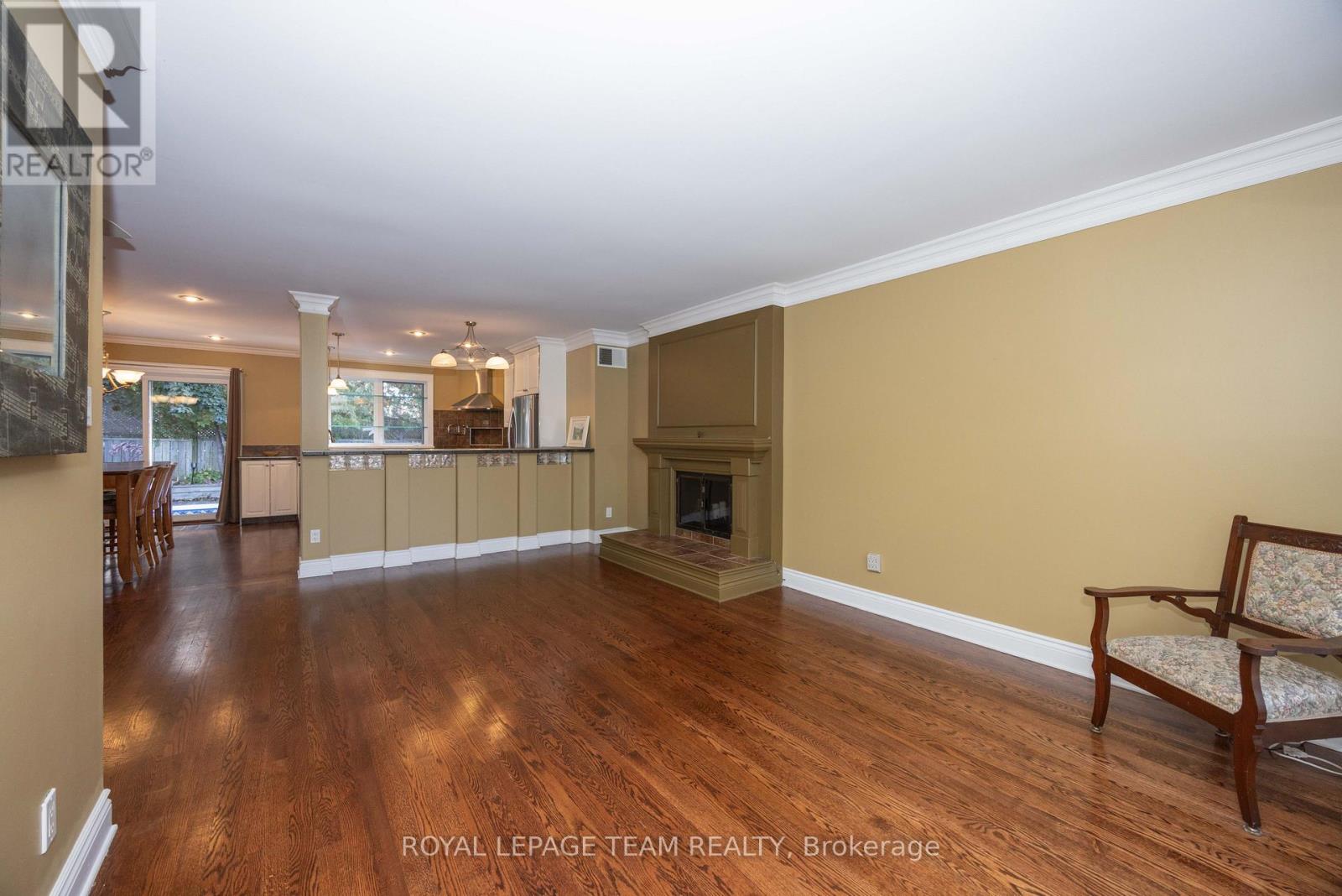 2128 BENJAMIN AVENUE - Image 6