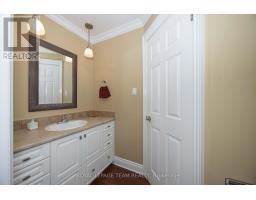 2128 Benjamin Avenue, Ottawa, ON K2A1P4 Photo 19