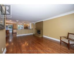 Pantry - 2128 Benjamin Avenue, Ottawa, ON K2A1P4 Photo 6