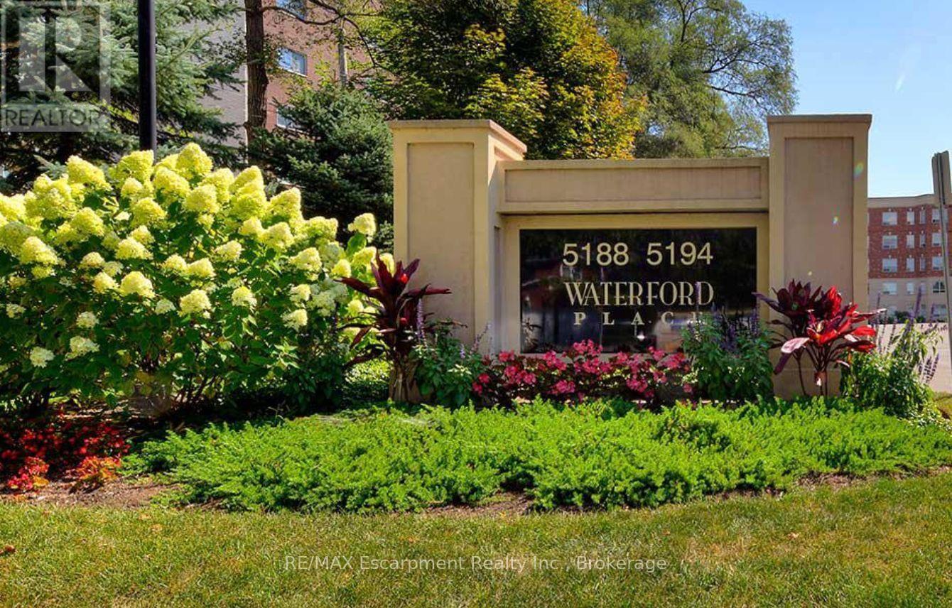 Photo of 5188 Lakeshore Road