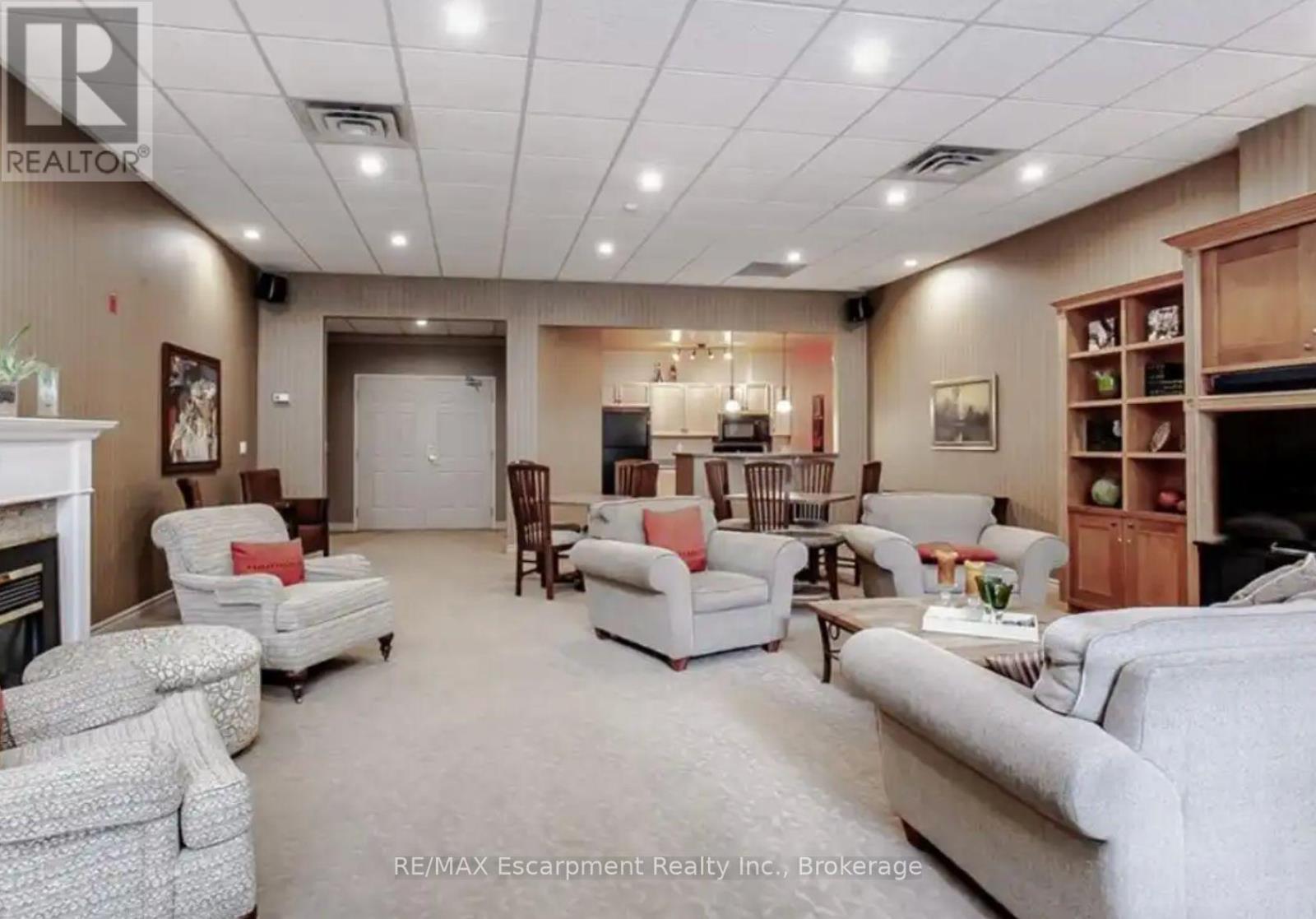 #310 5188 LAKESHORE ROAD - Image 32