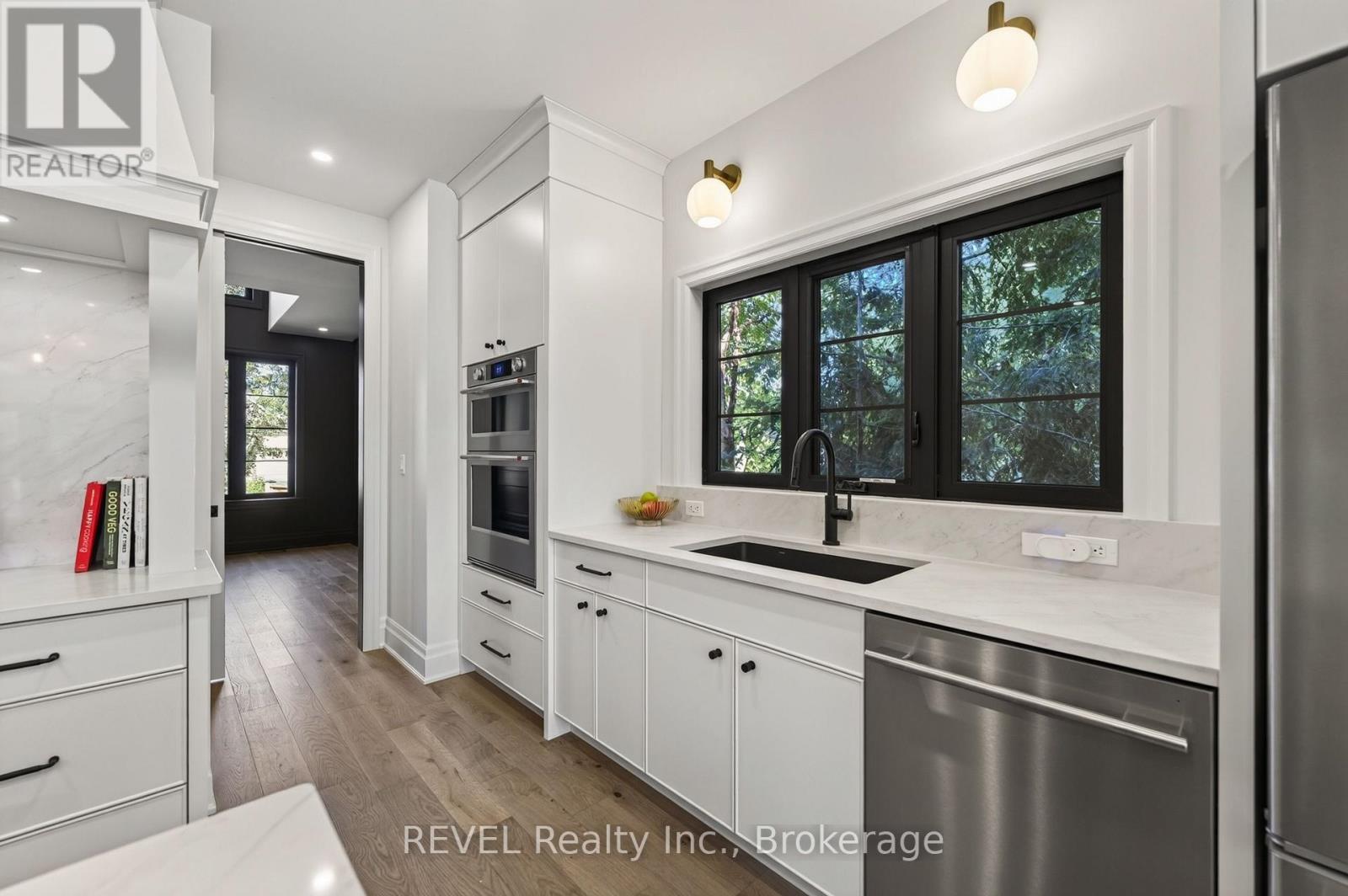 64 BAY BERRY LANE - Image 17