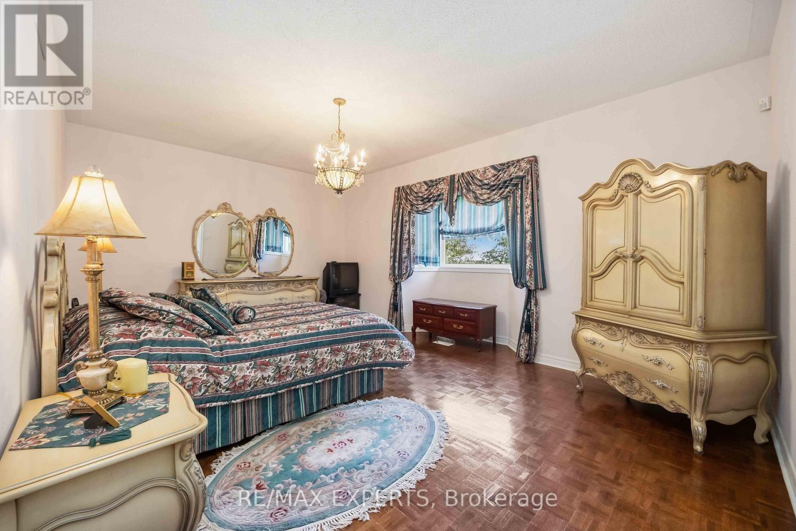 93 Velmar Drive, Vaughan, ON photo 18