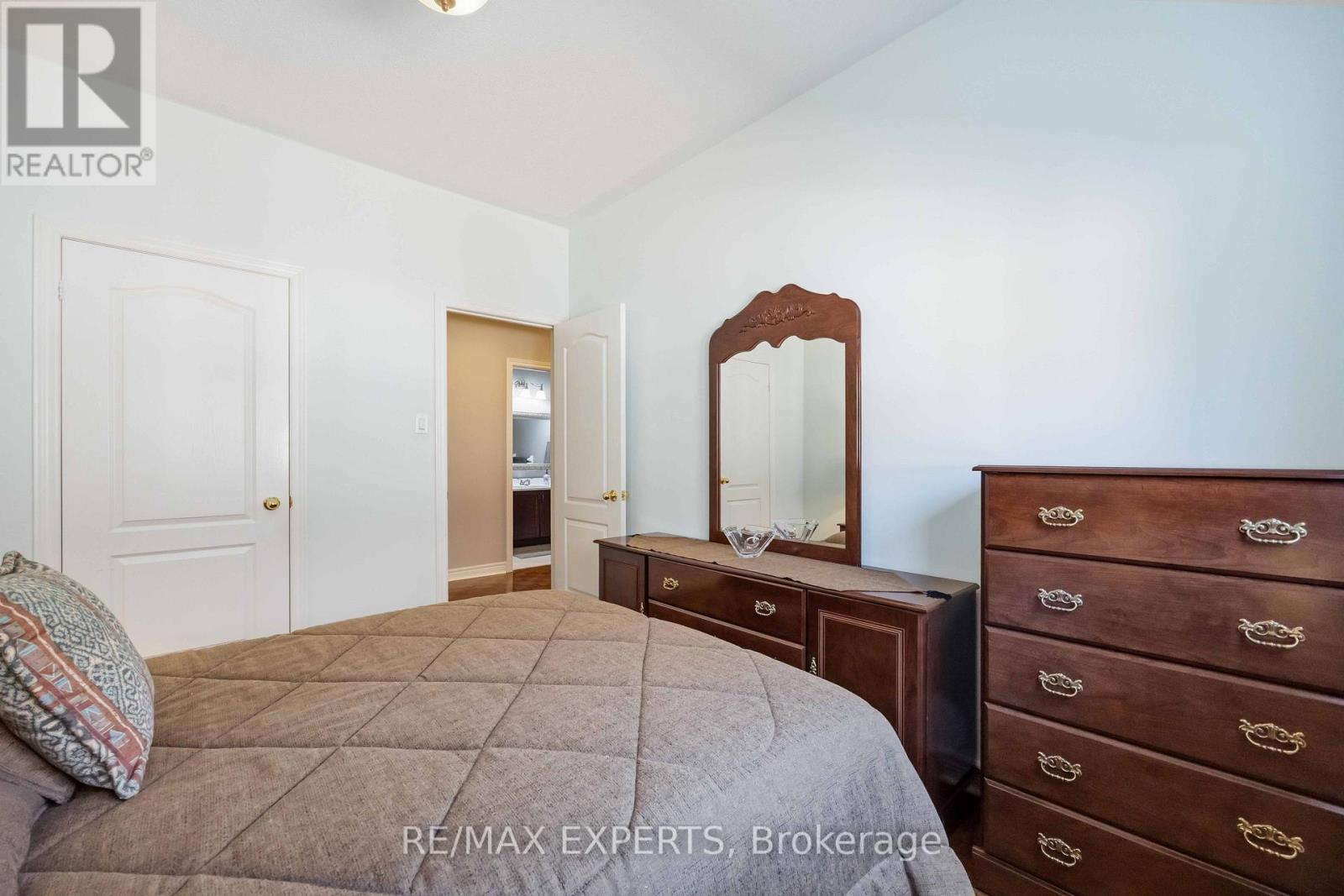 93 Velmar Drive, Vaughan, ON photo 17