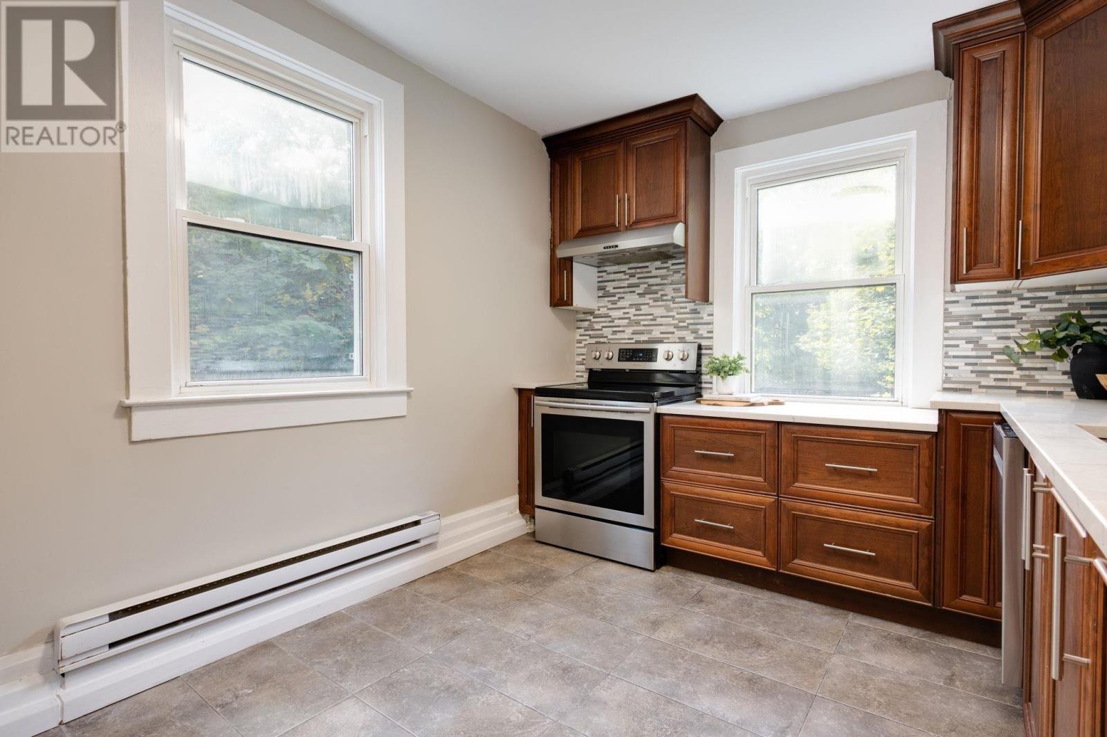 2542 Gottingen Street - 21