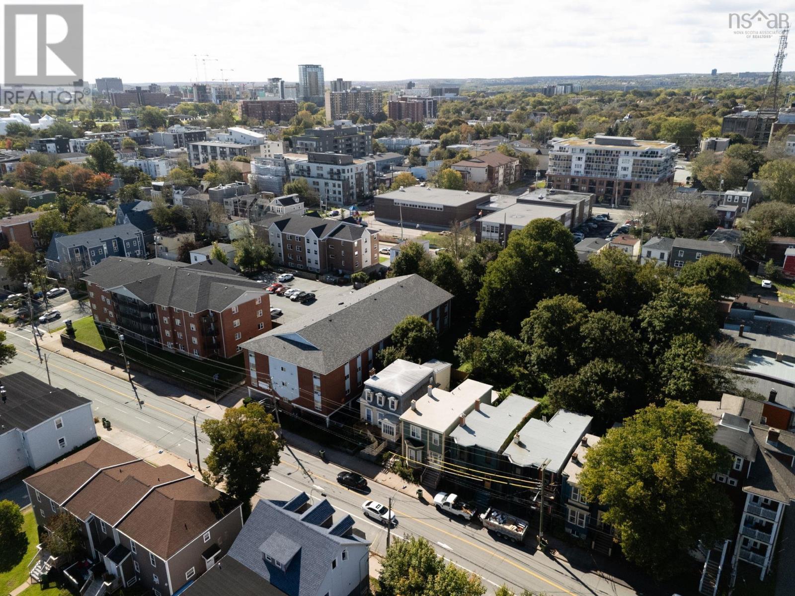 2542 Gottingen Street - 47