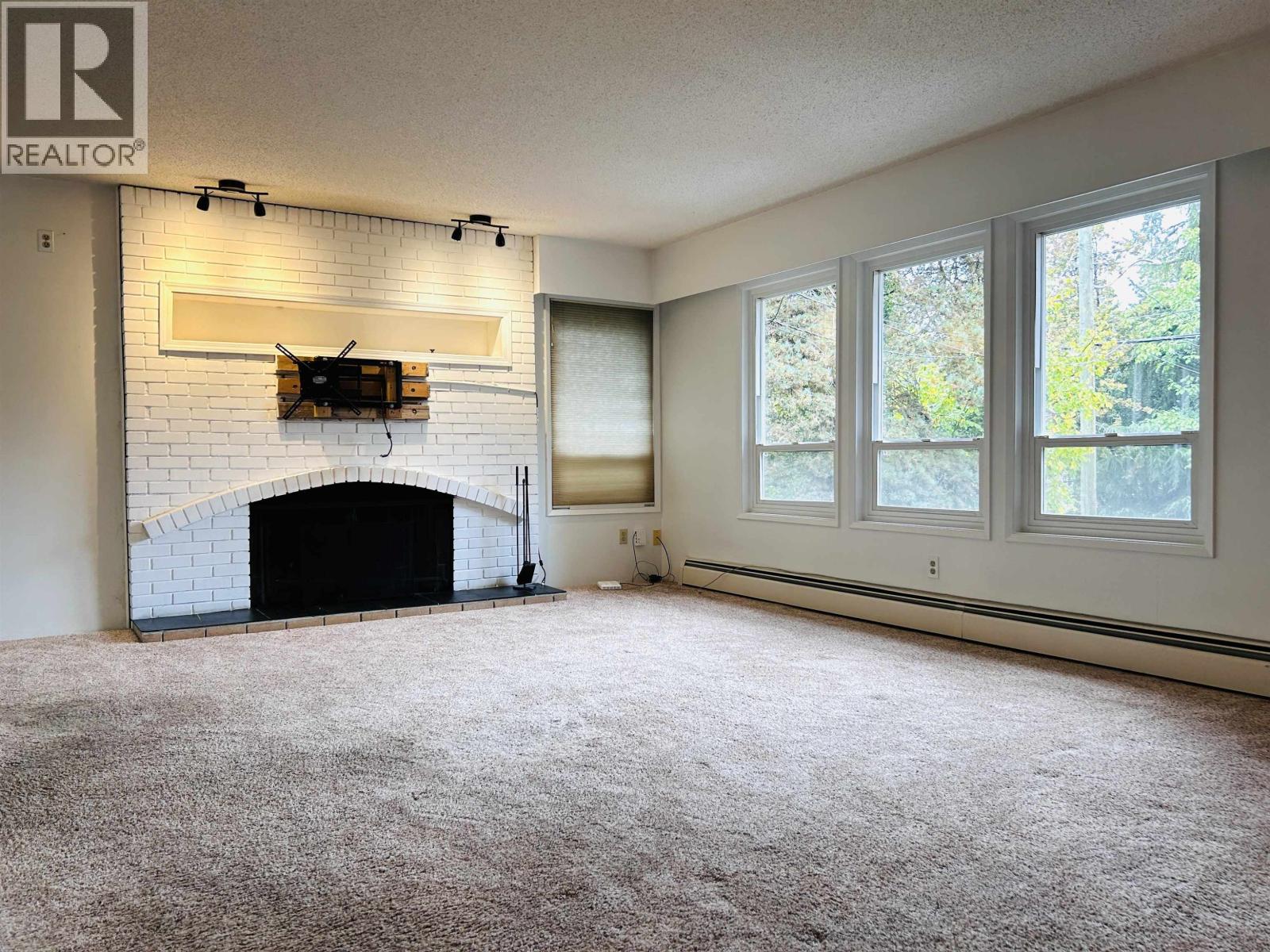 1404 WINSLOW AVENUE, Coquitlam - Image 1