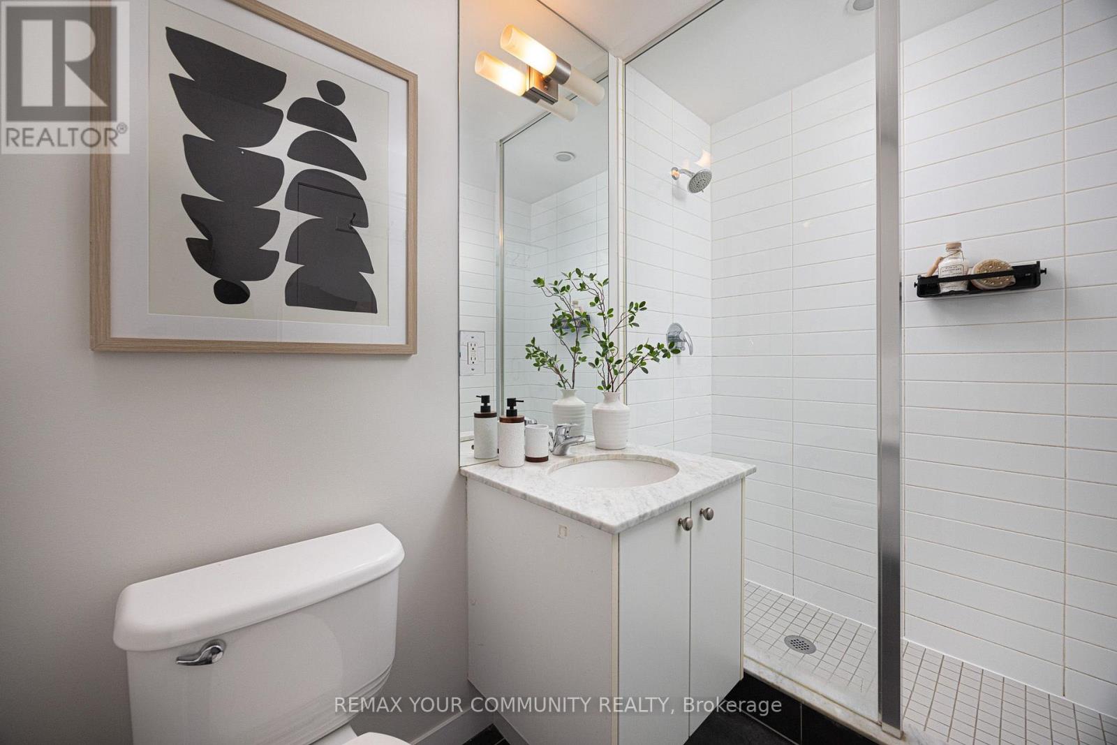 #1109 55 EAST LIBERTY STREET - 21