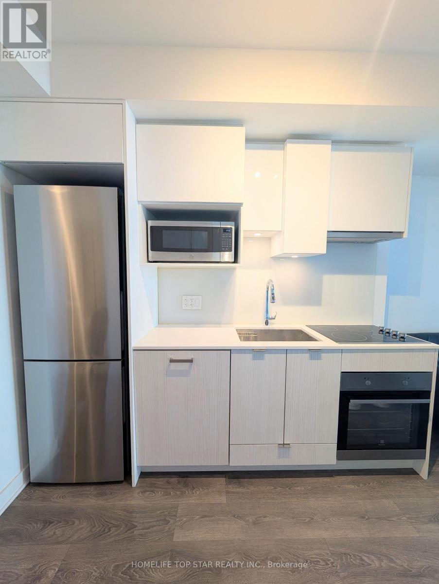 #2313 195 REDPATH AVENUE NW - 4