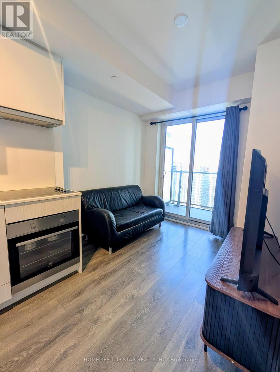 #2313 195 REDPATH AVENUE NW - 5