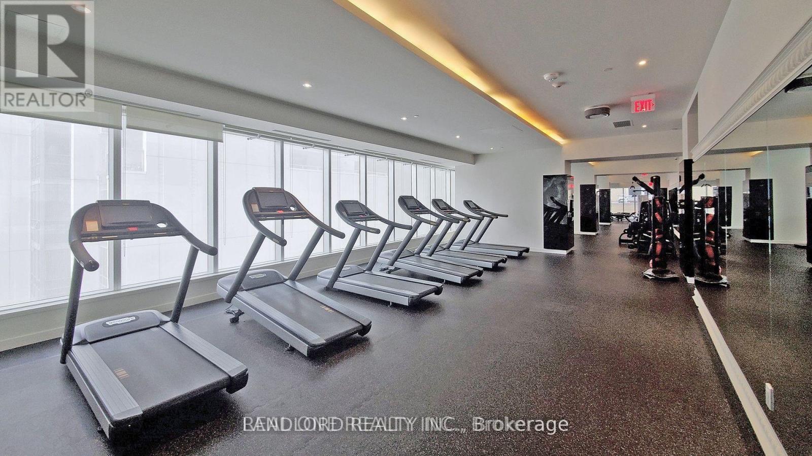 197 Yonge Street — photo 28