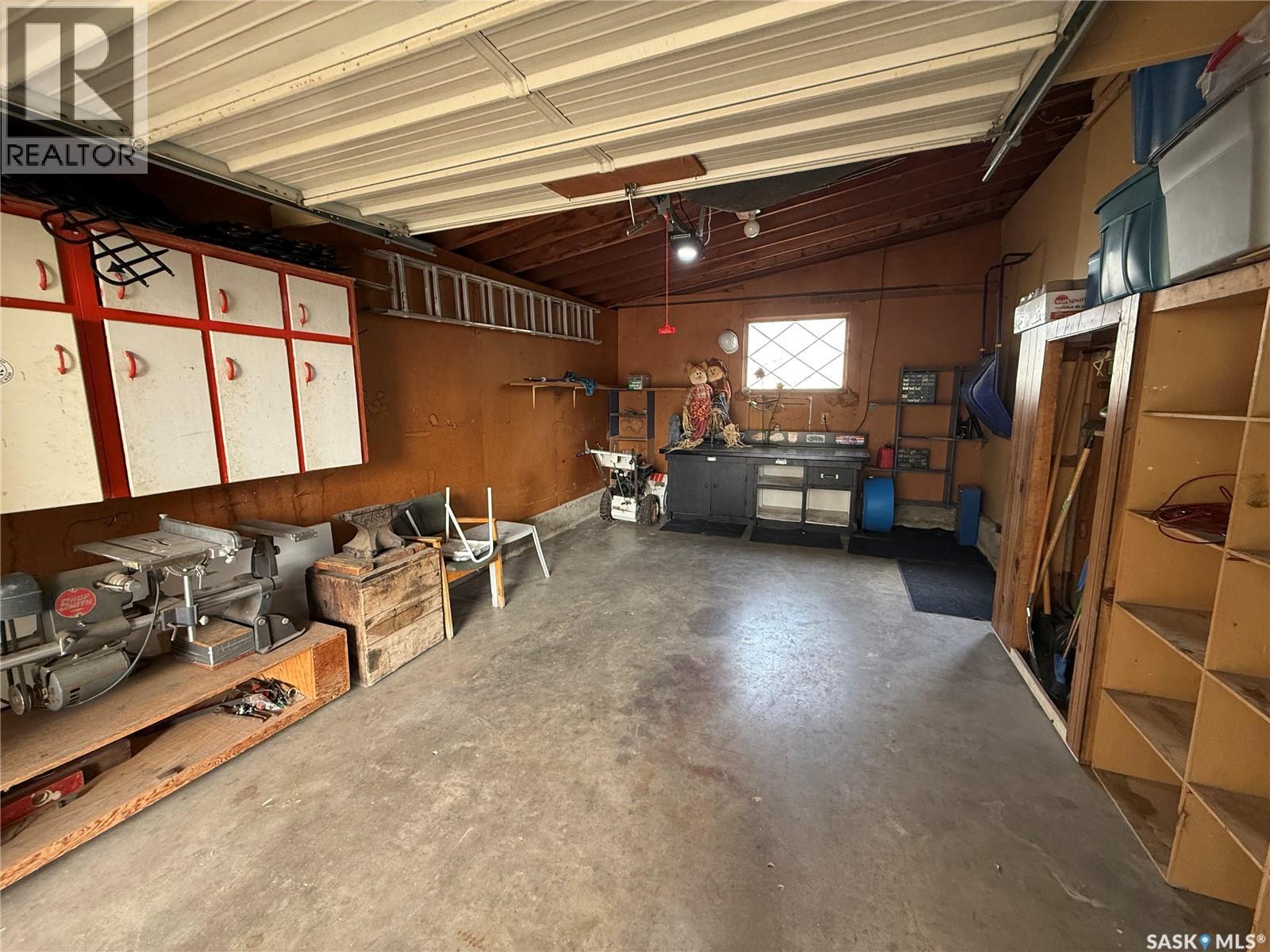 1141 Hartney AVENUE - 25