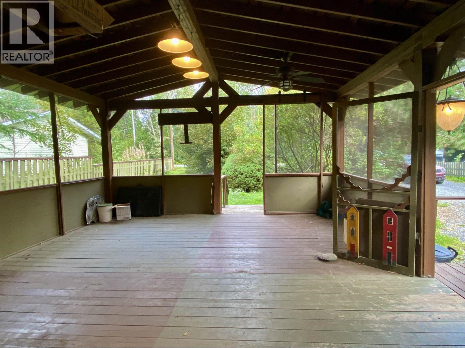 3927 CRESCENTVIEW AVENUE - 2