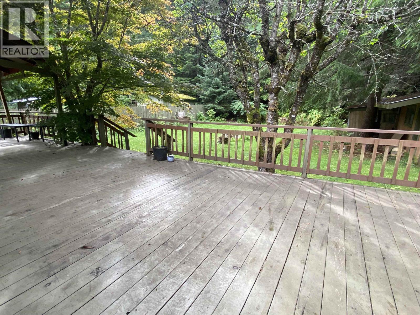 3927 CRESCENTVIEW AVENUE - 26