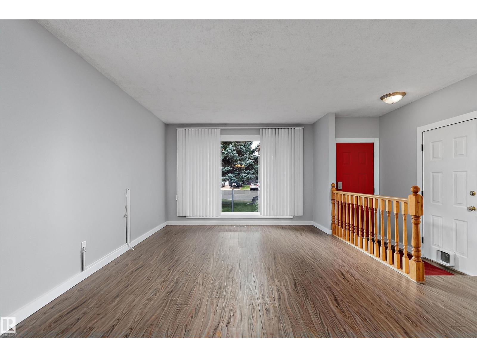 4118 46 ST - 7