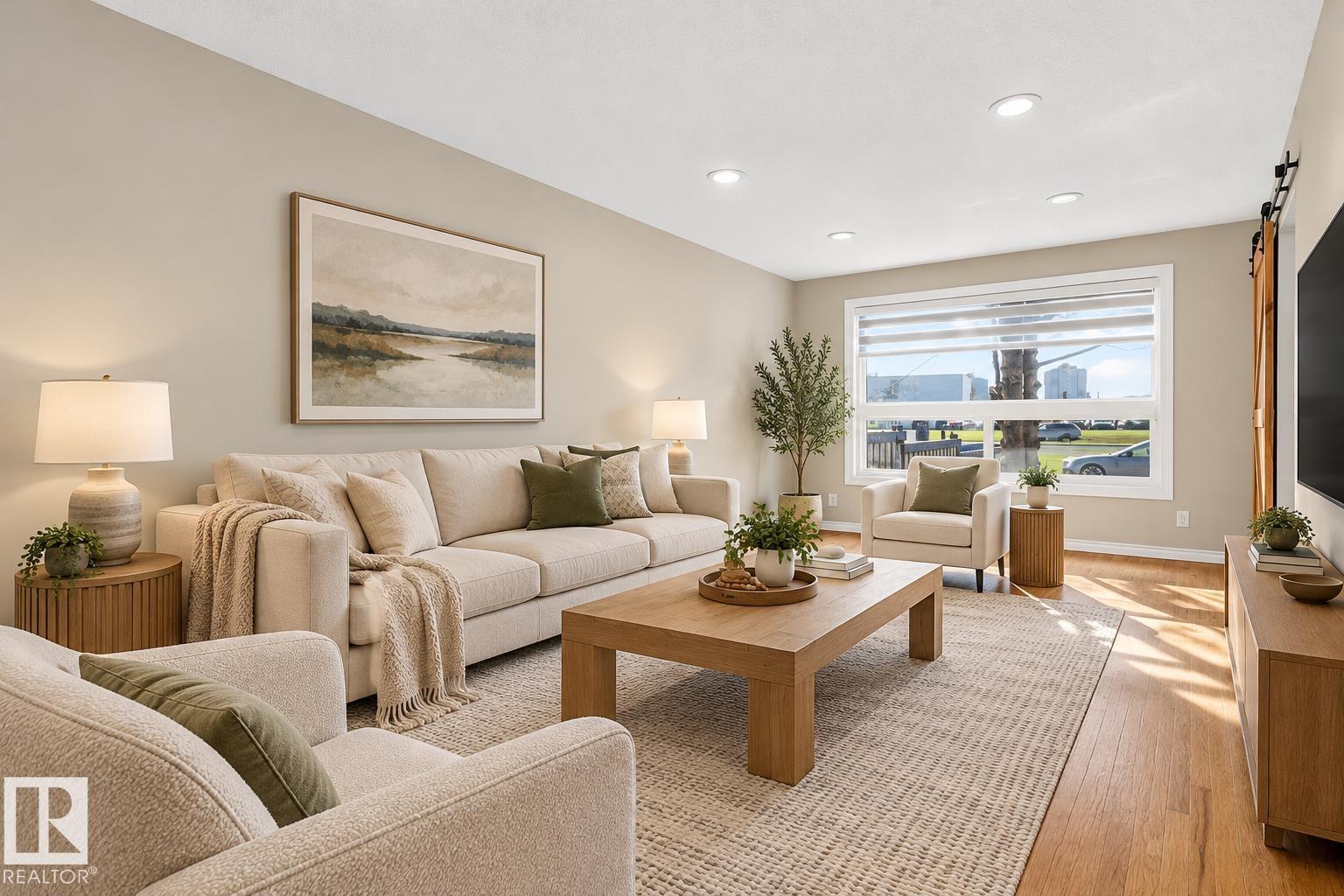 10716 51 AV NW - 11
