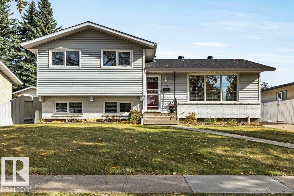Photo of 176 LAROSE DR, St. Albert