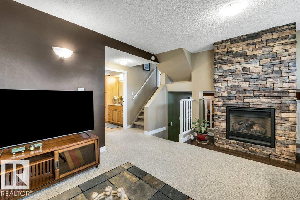176 LAROSE DR - 29