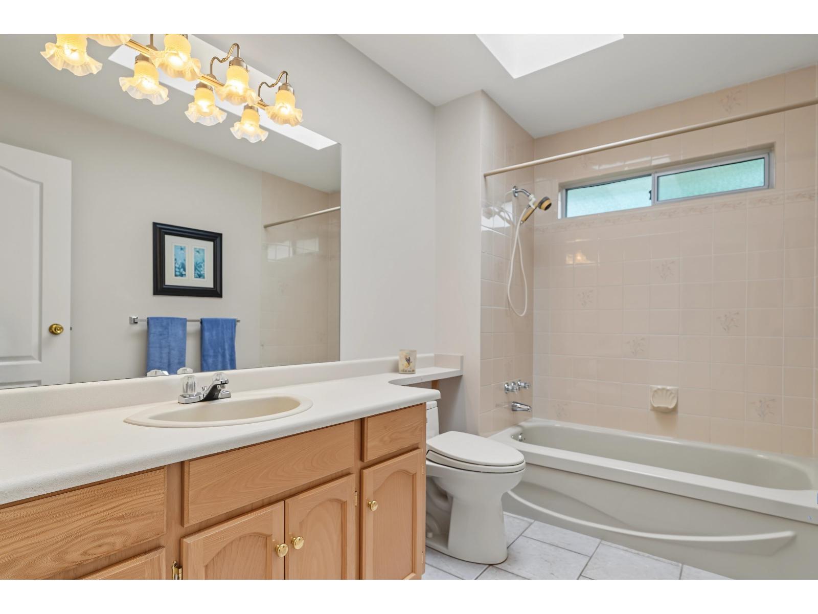 Photo of 16155 16A AVENUE 23