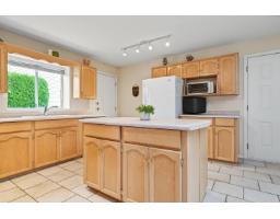 16155 16a Avenue, Surrey, BC V4A9J9 Photo 10