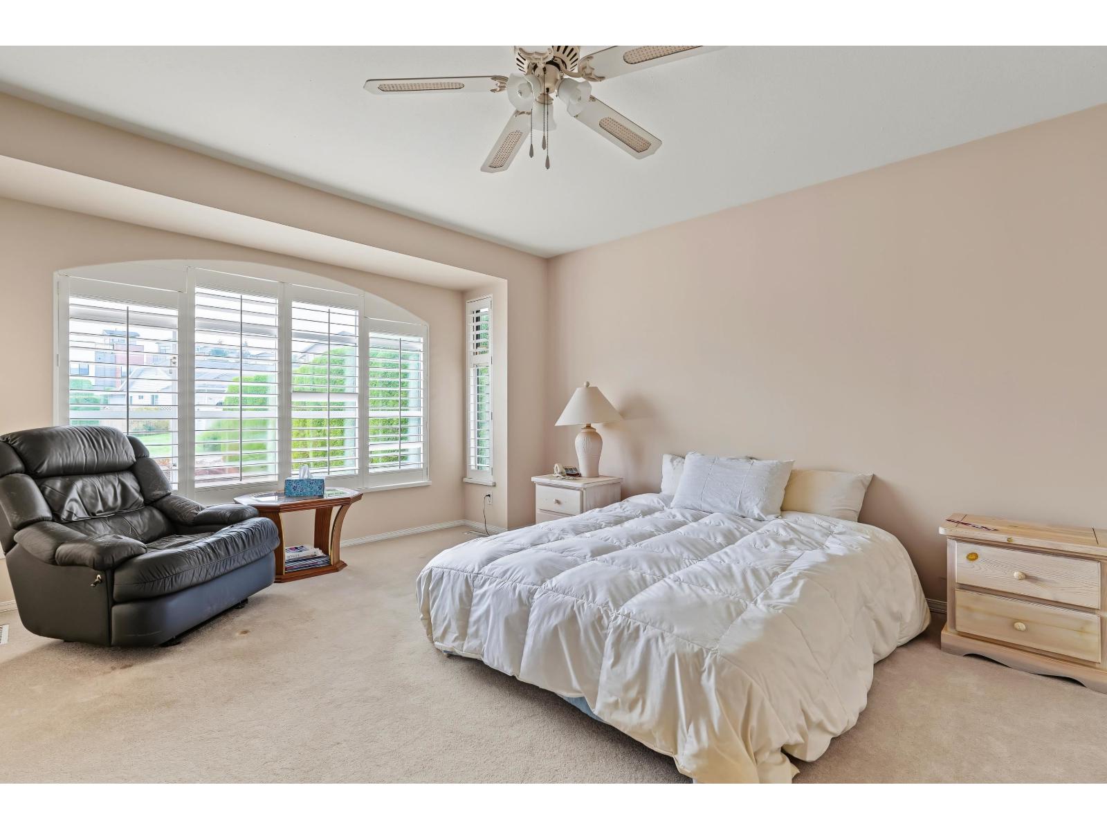 Photo of 16155 16A AVENUE 18
