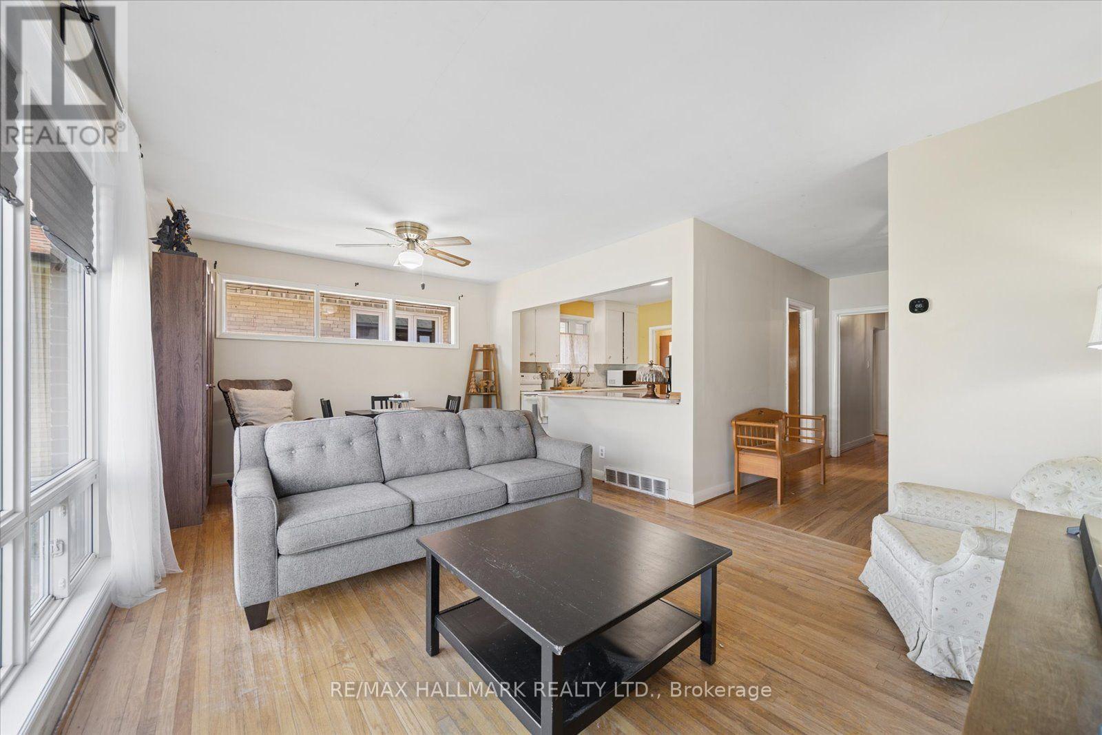 73 DEERFIELD ROAD - 12