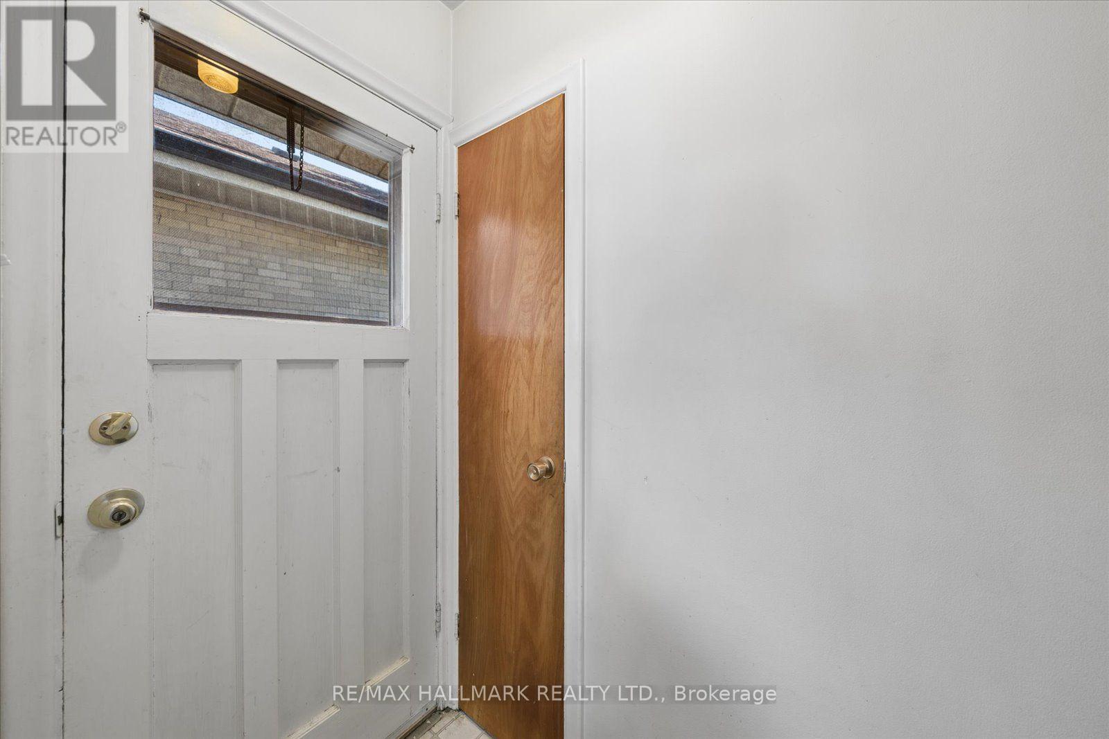 73 DEERFIELD ROAD - 32
