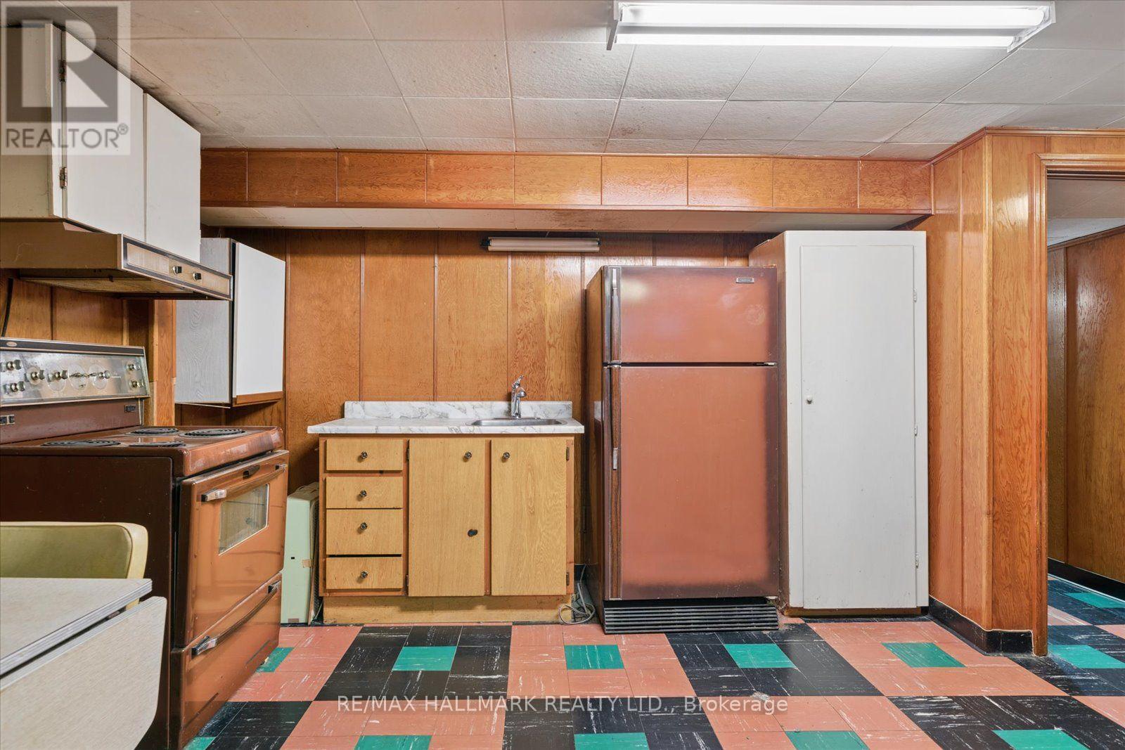 73 Deerfield Road, Toronto, ON photo 38
