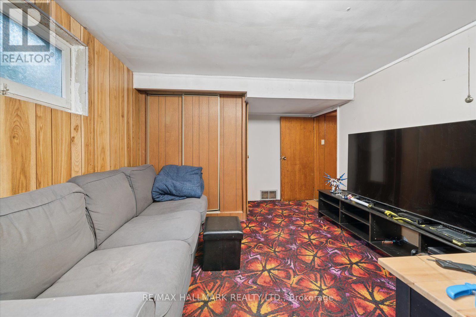 73 Deerfield Road, Toronto, ON photo 42