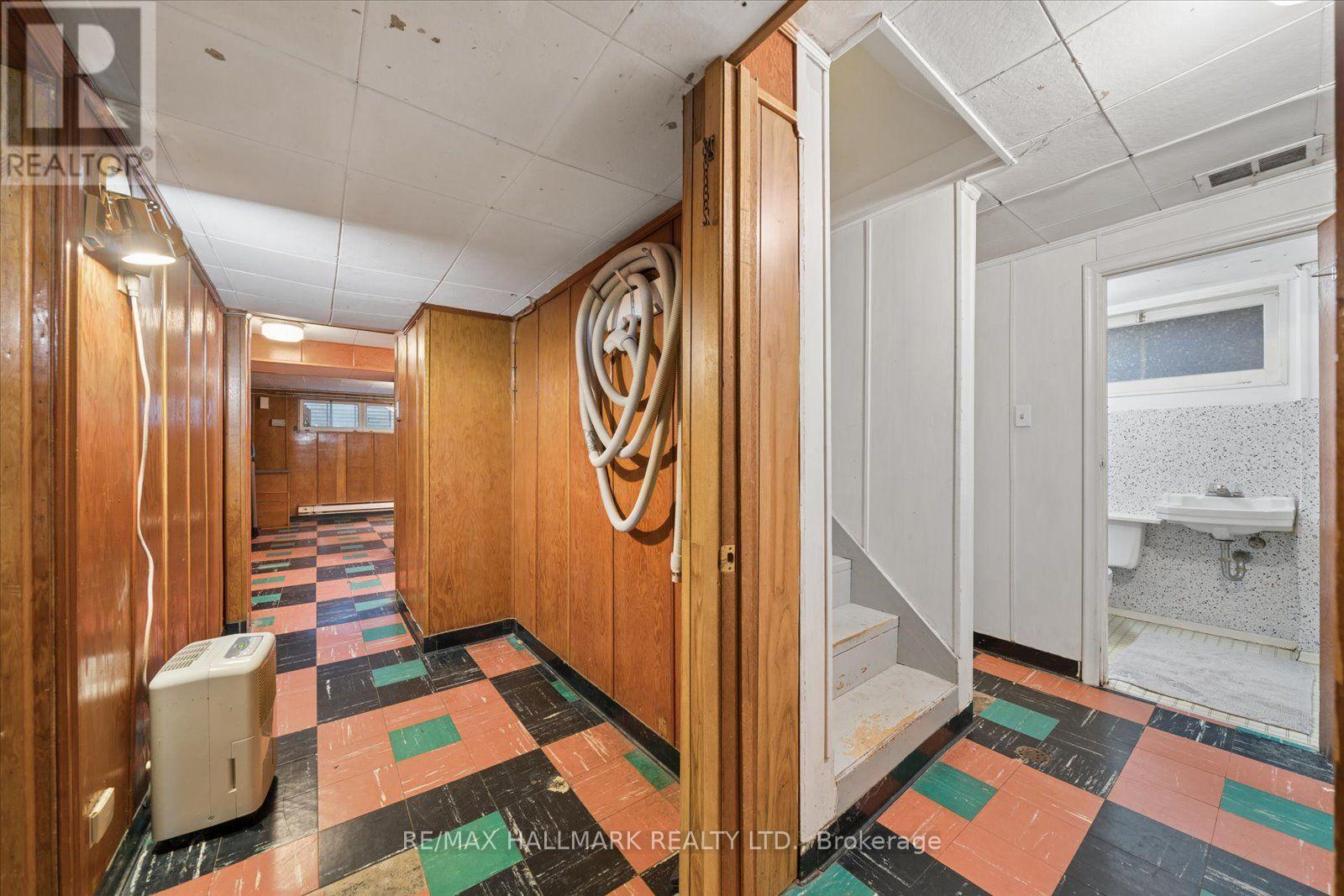 73 Deerfield Road, Toronto, ON photo 43