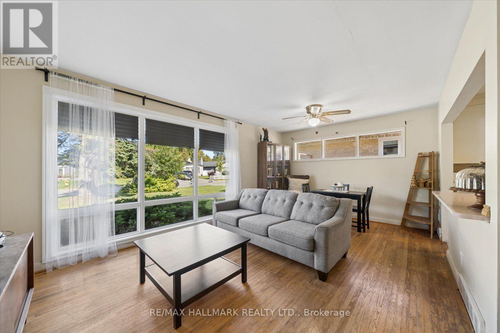 73 DEERFIELD ROAD - 9