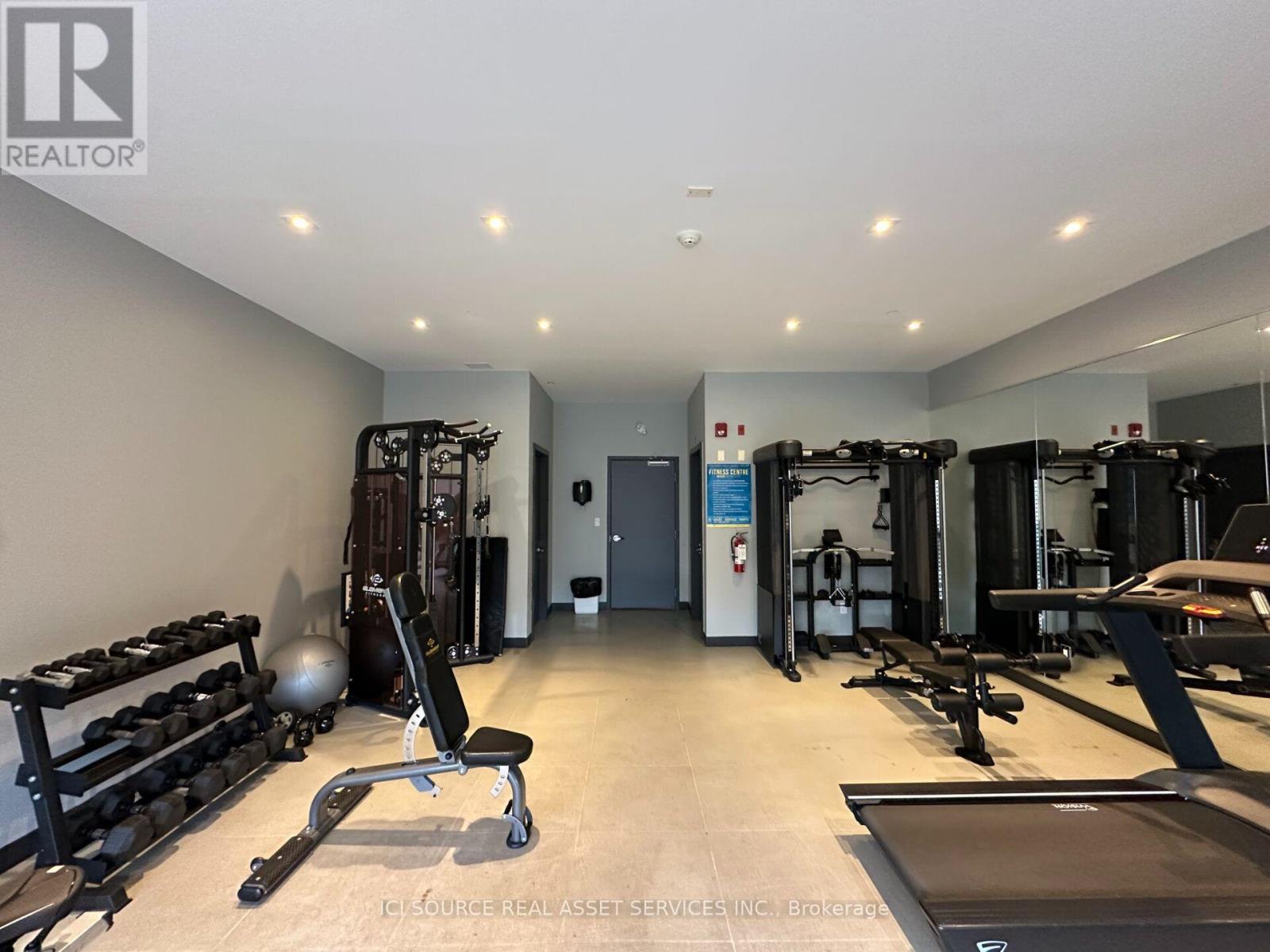 3560 St. Clair Avenue East — photo 24