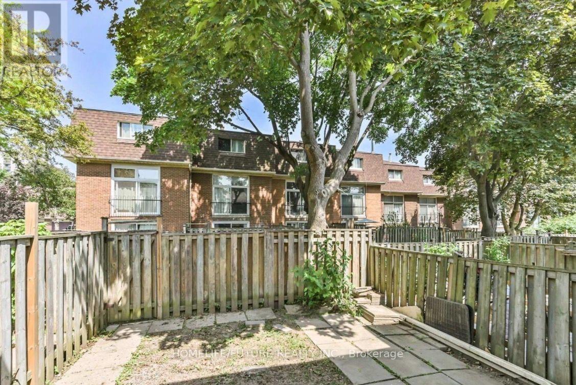 40 Dundalk Drive — photo 14