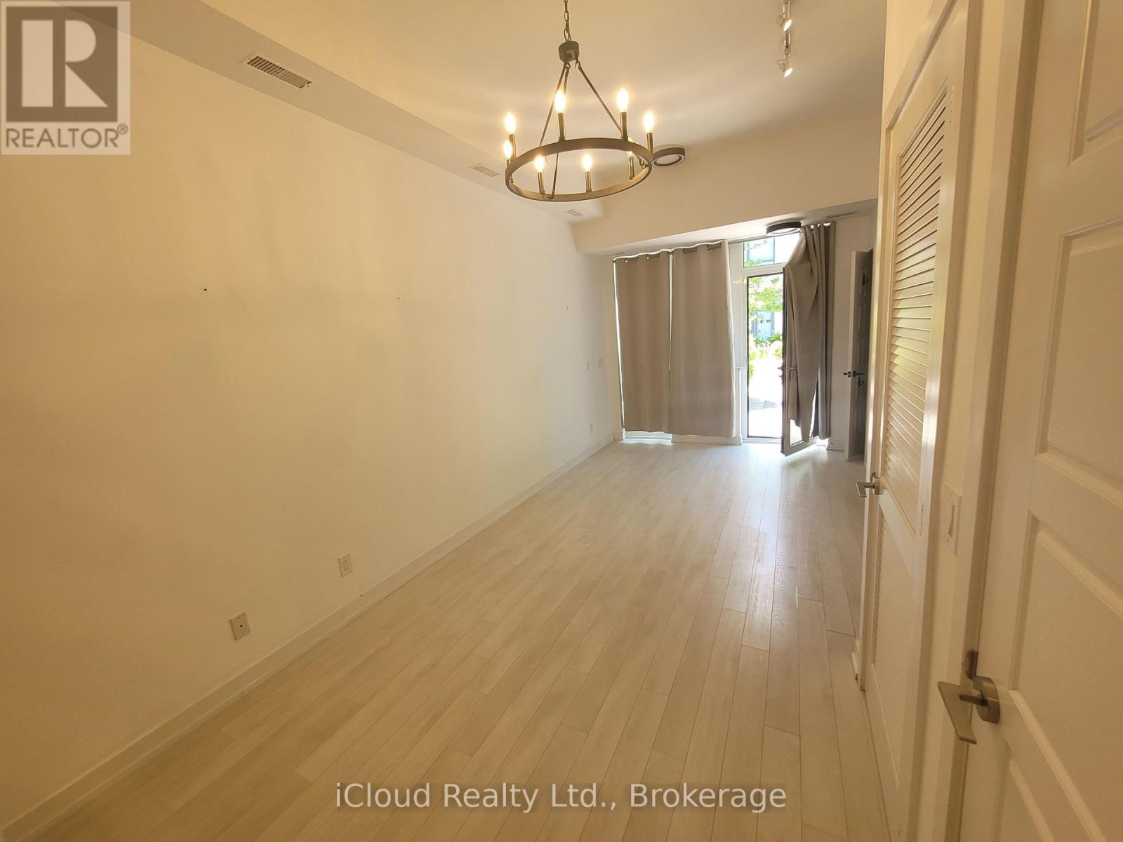 247 Broward Way — photo 4