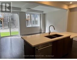 84 Tempel Street, Richmond Hill, ON L4E1K6 Photo 11