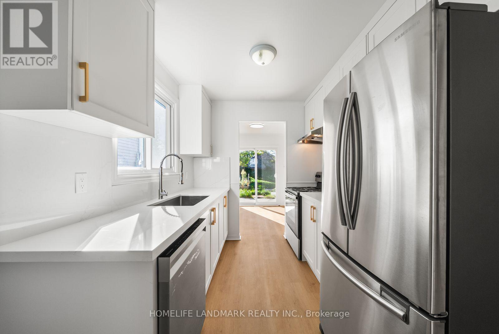39 D'ambrosio Drive, Barrie, ON photo 11