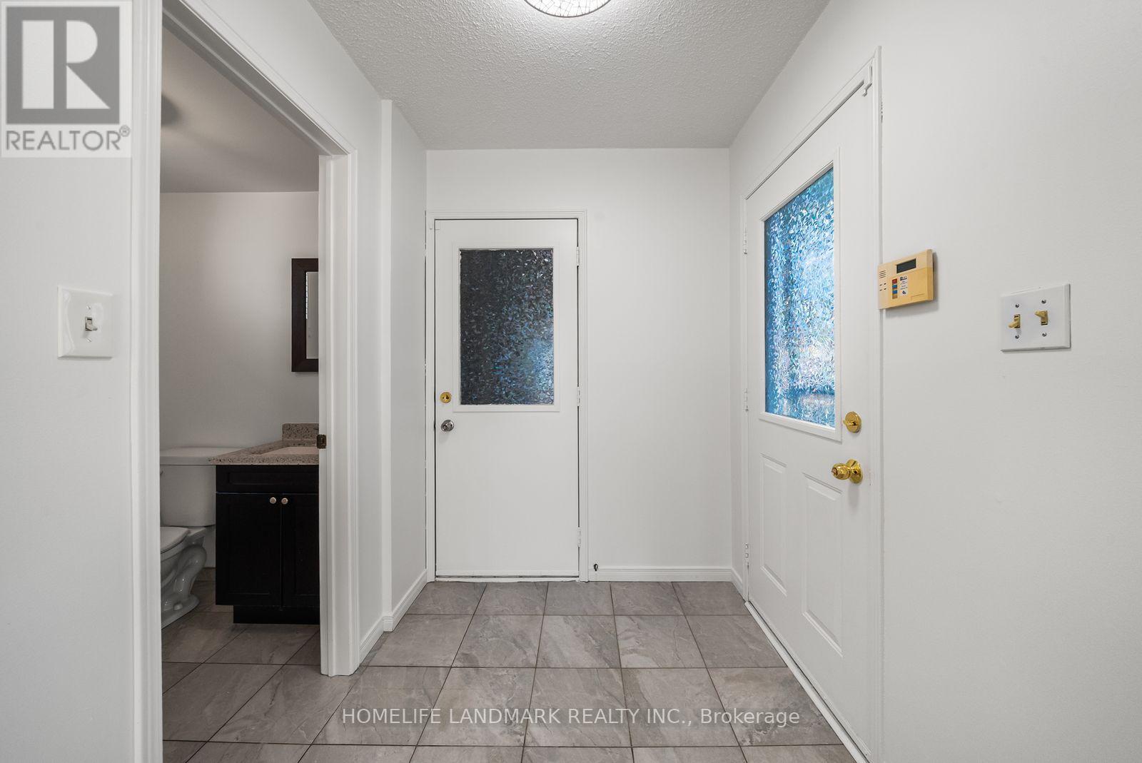 39 D'ambrosio Drive, Barrie, ON photo 14