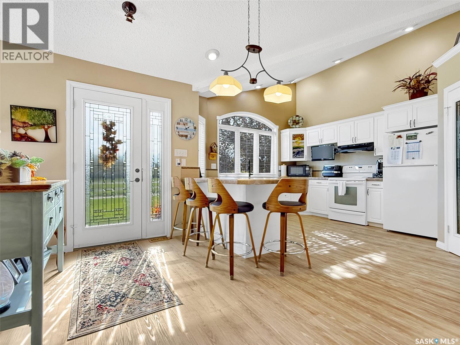 B 558 8th AVENUE NE, Swift Current — photo 15