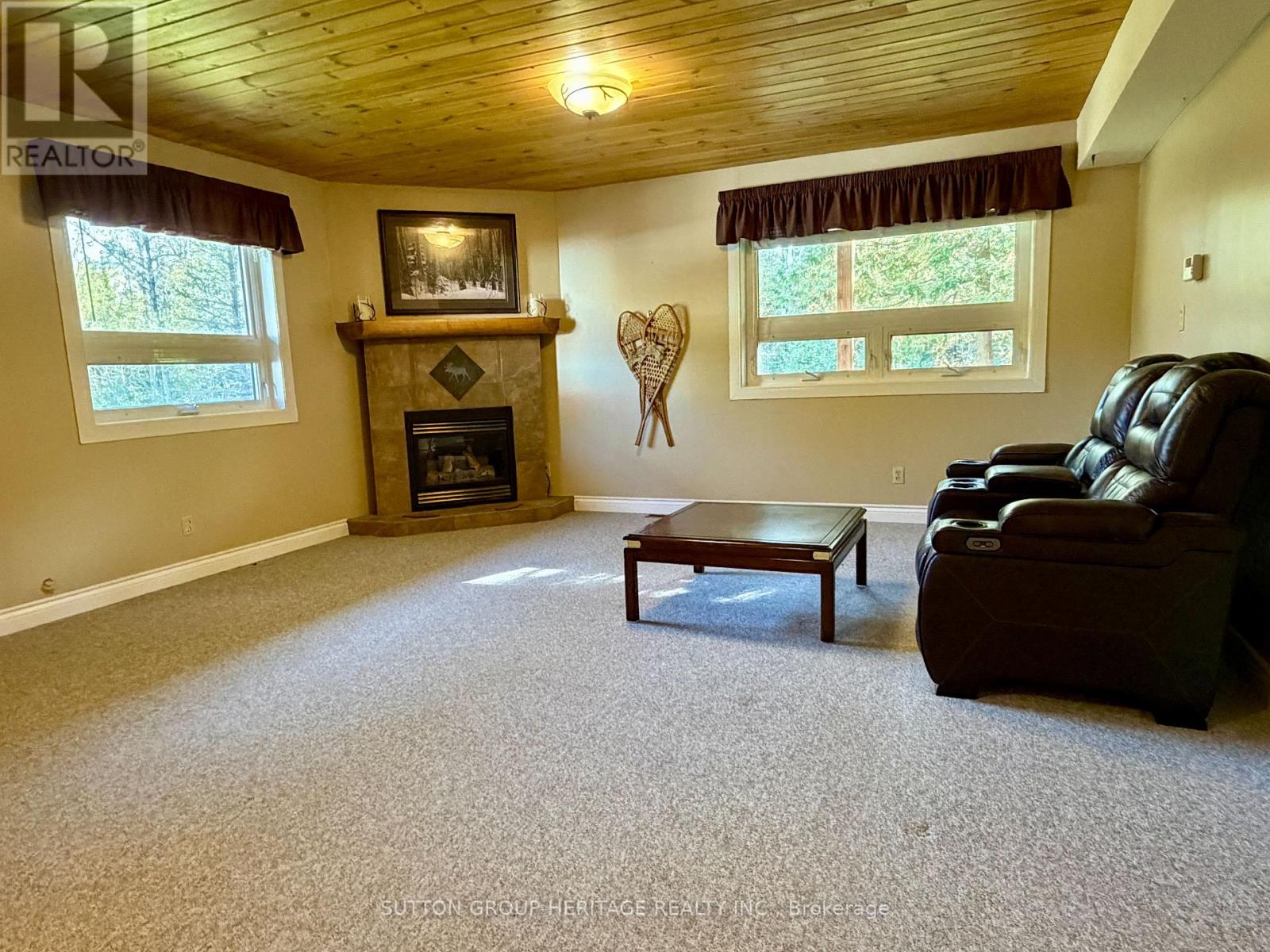 1284 MELBOURNE ROAD - 38