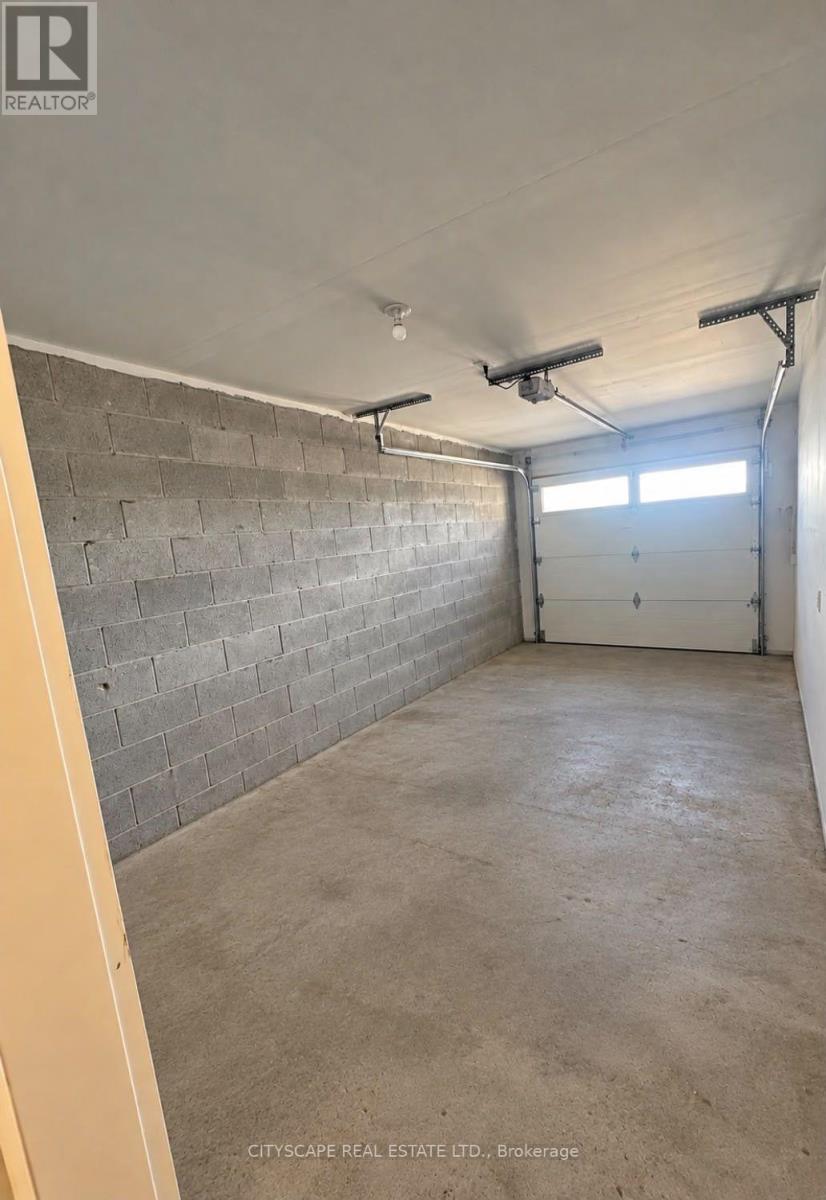 3322 UMAR AVENUE - 19