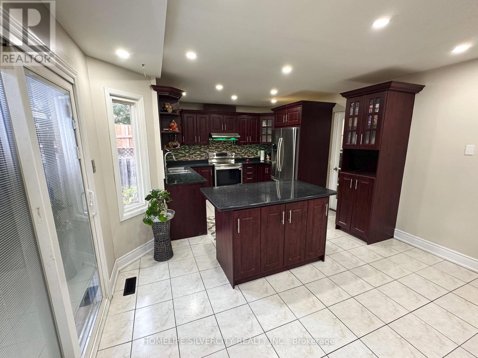 200 CONESTOGA DRIVE - Image 13