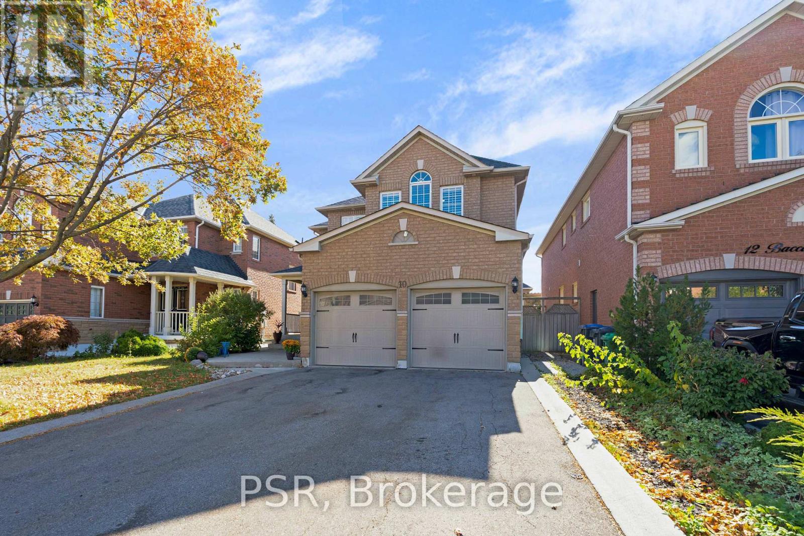 10 BACCARAT CRESCENT - 2