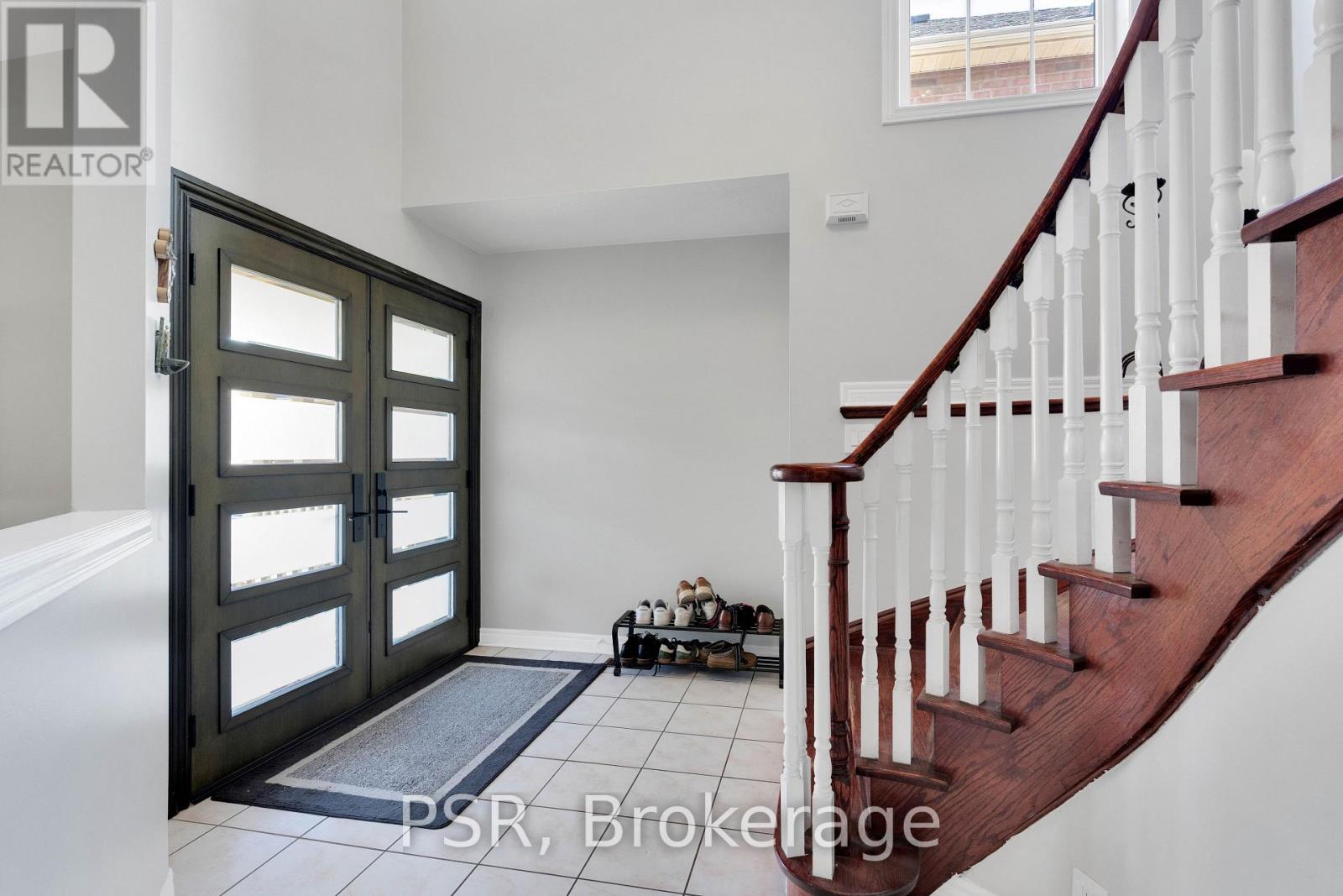 10 BACCARAT CRESCENT - 6