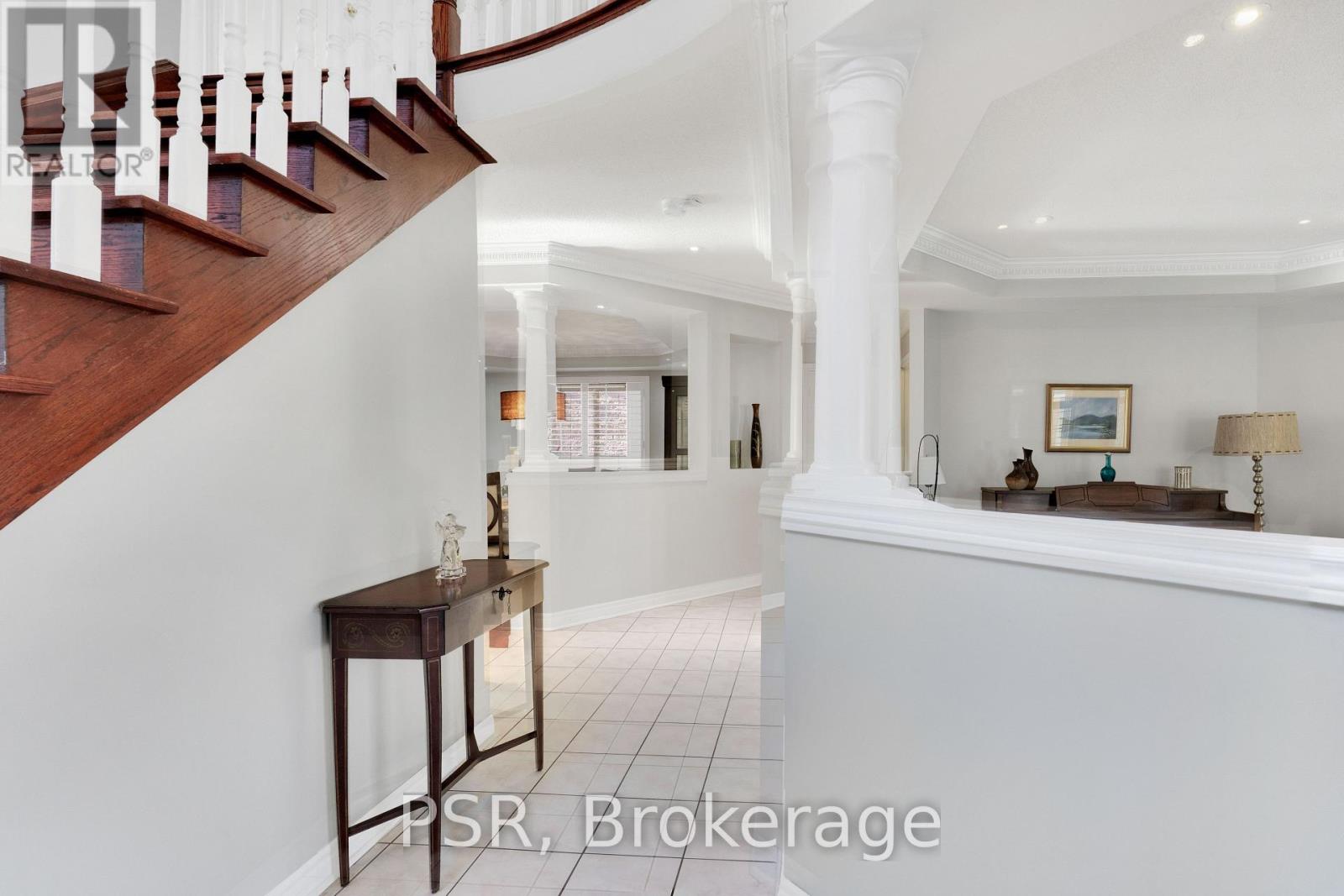 10 BACCARAT CRESCENT - Image 7