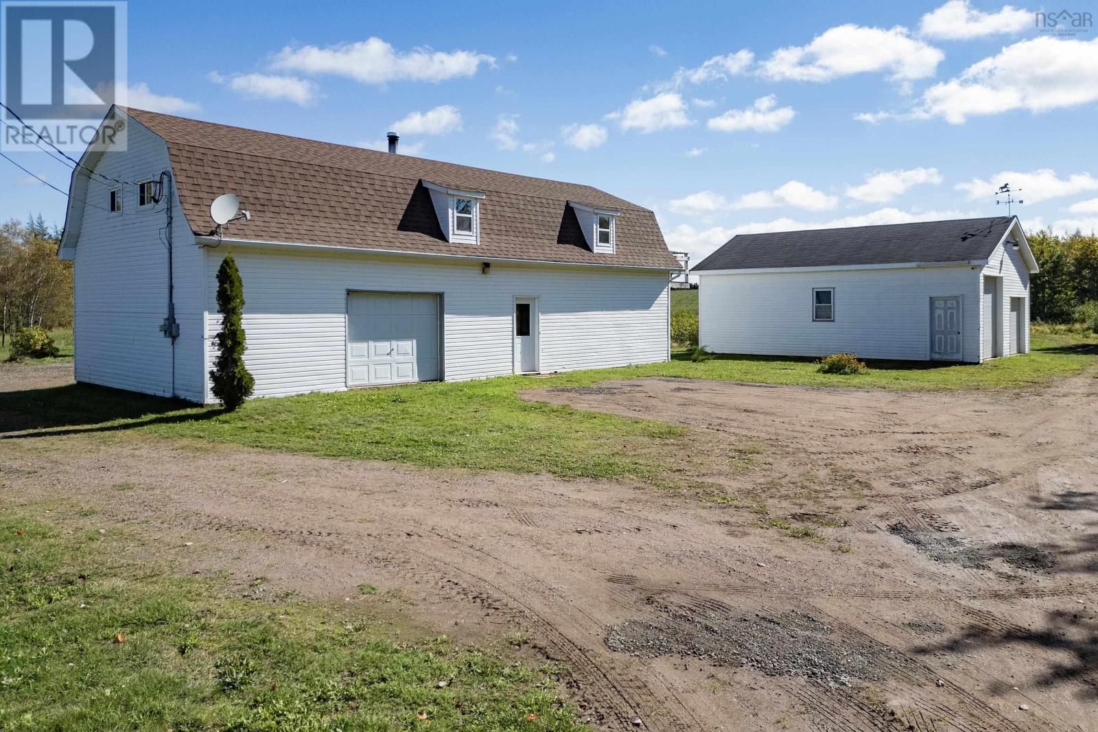 1100 Highway 6